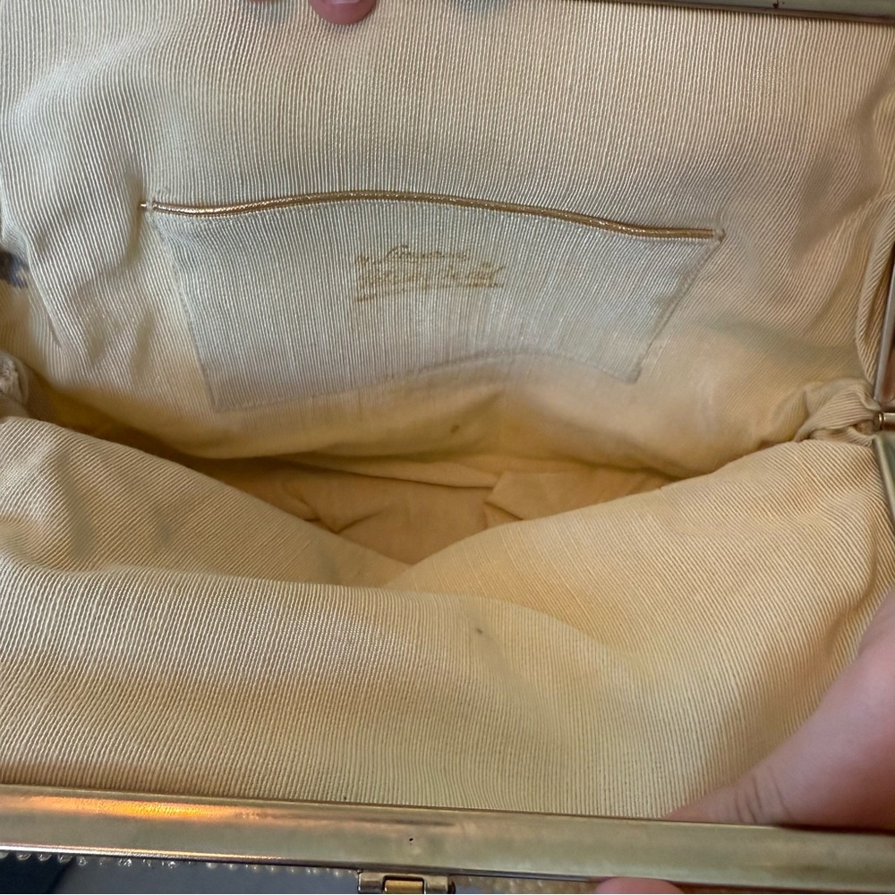 VINTAGE 60s light cream yellow faux lumi bead handbag purse twist handle - Picture 4 of 7